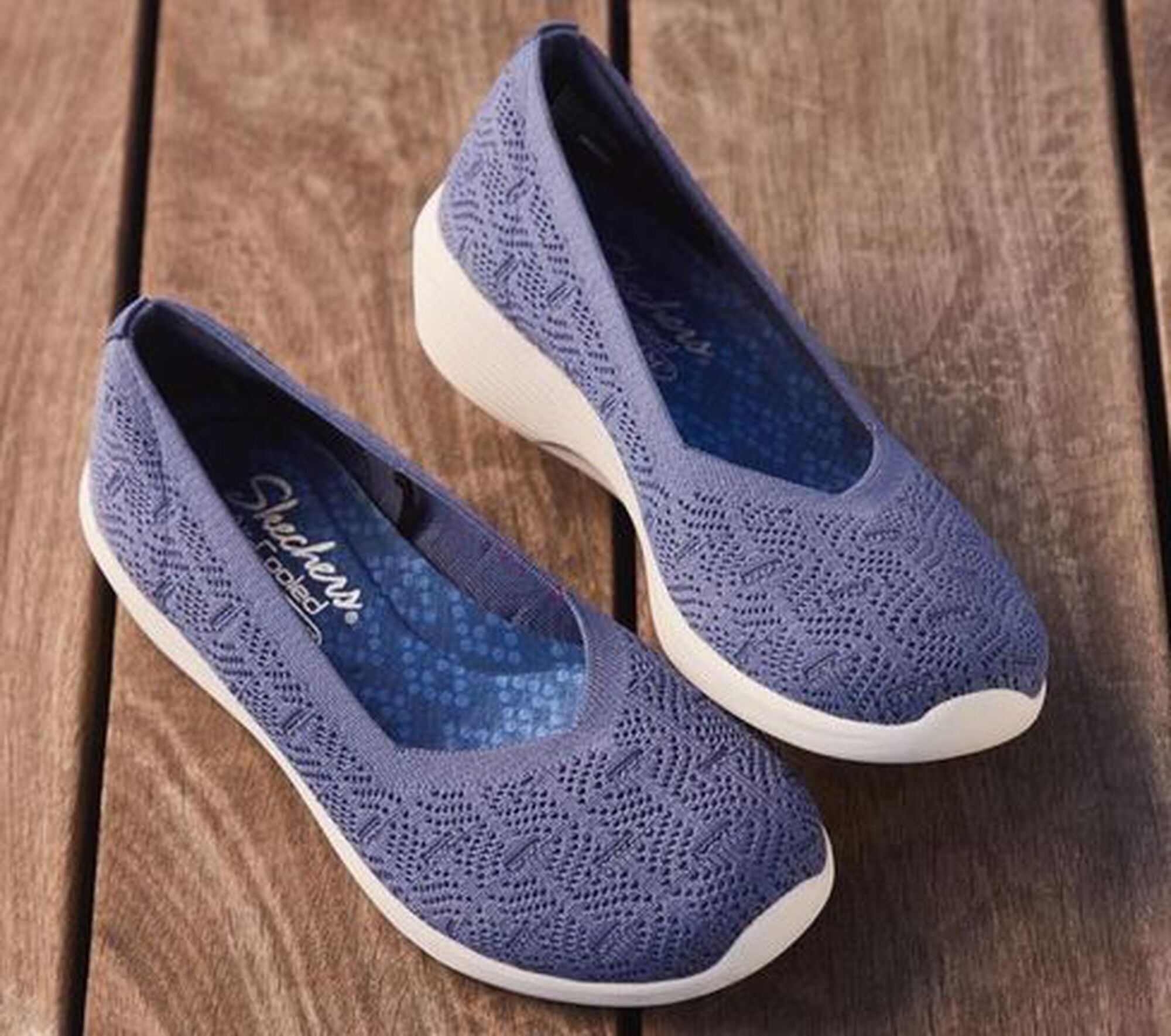 discount skechers womens