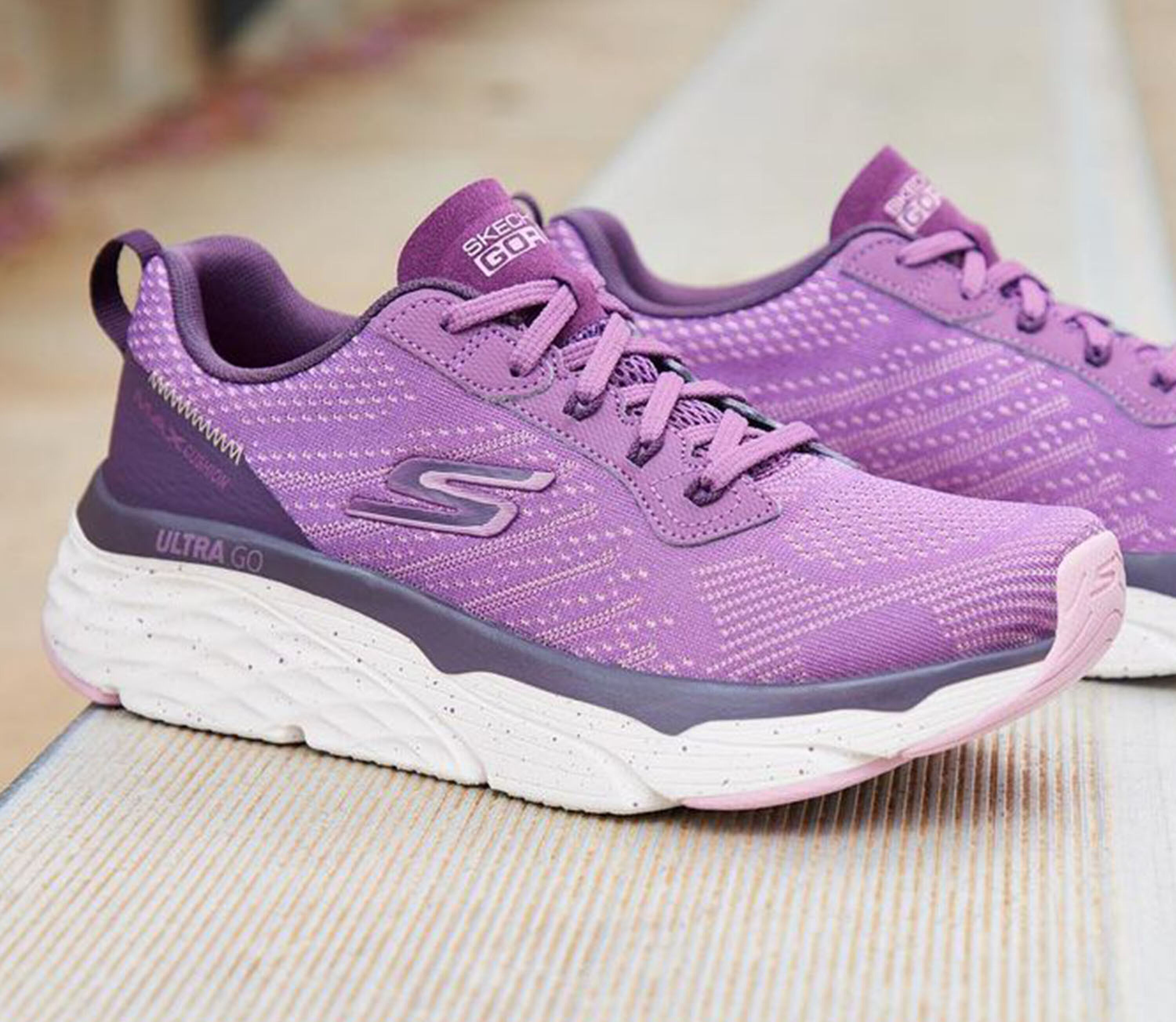 skechers og cozine running