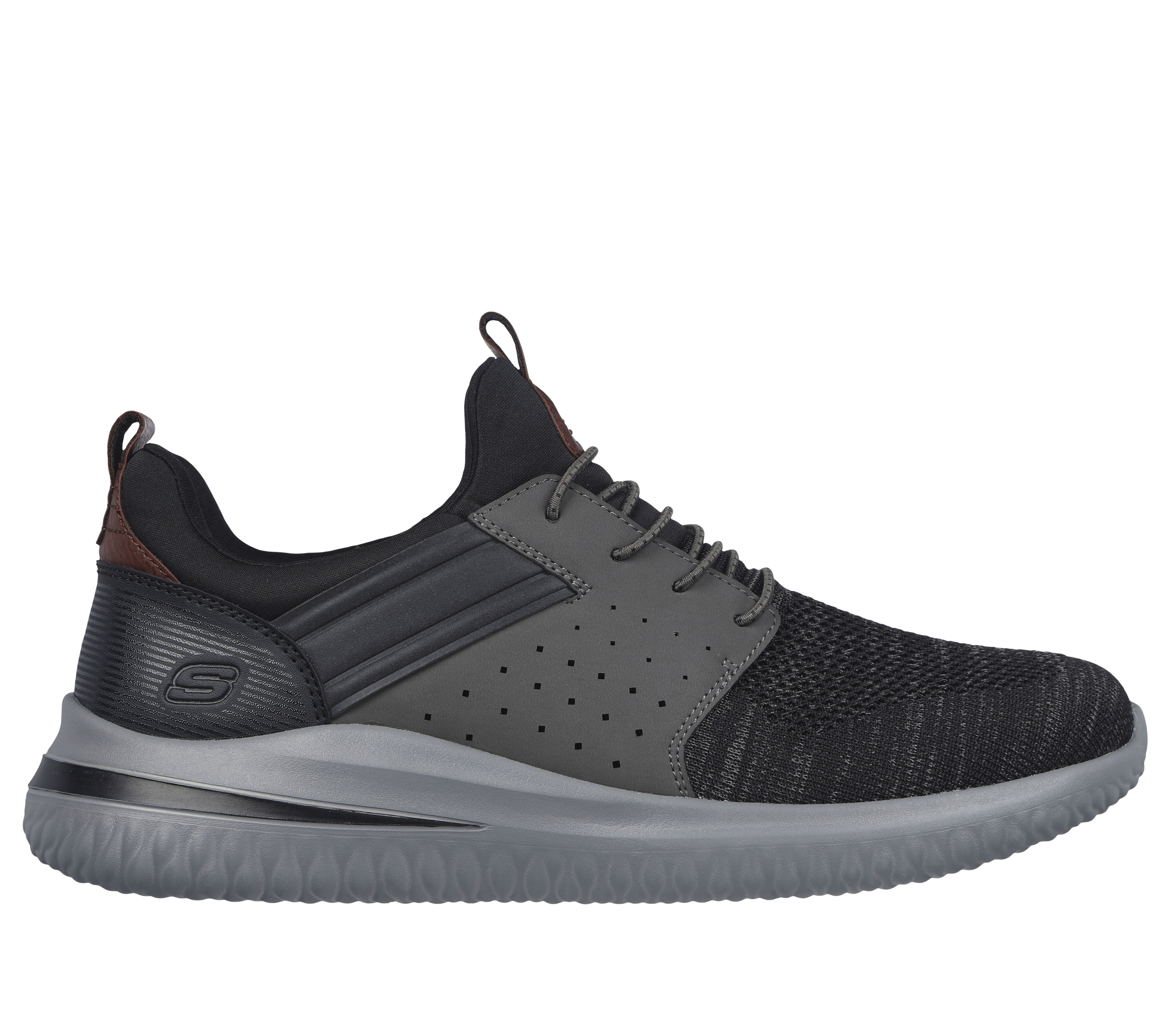Skechers camben wide store