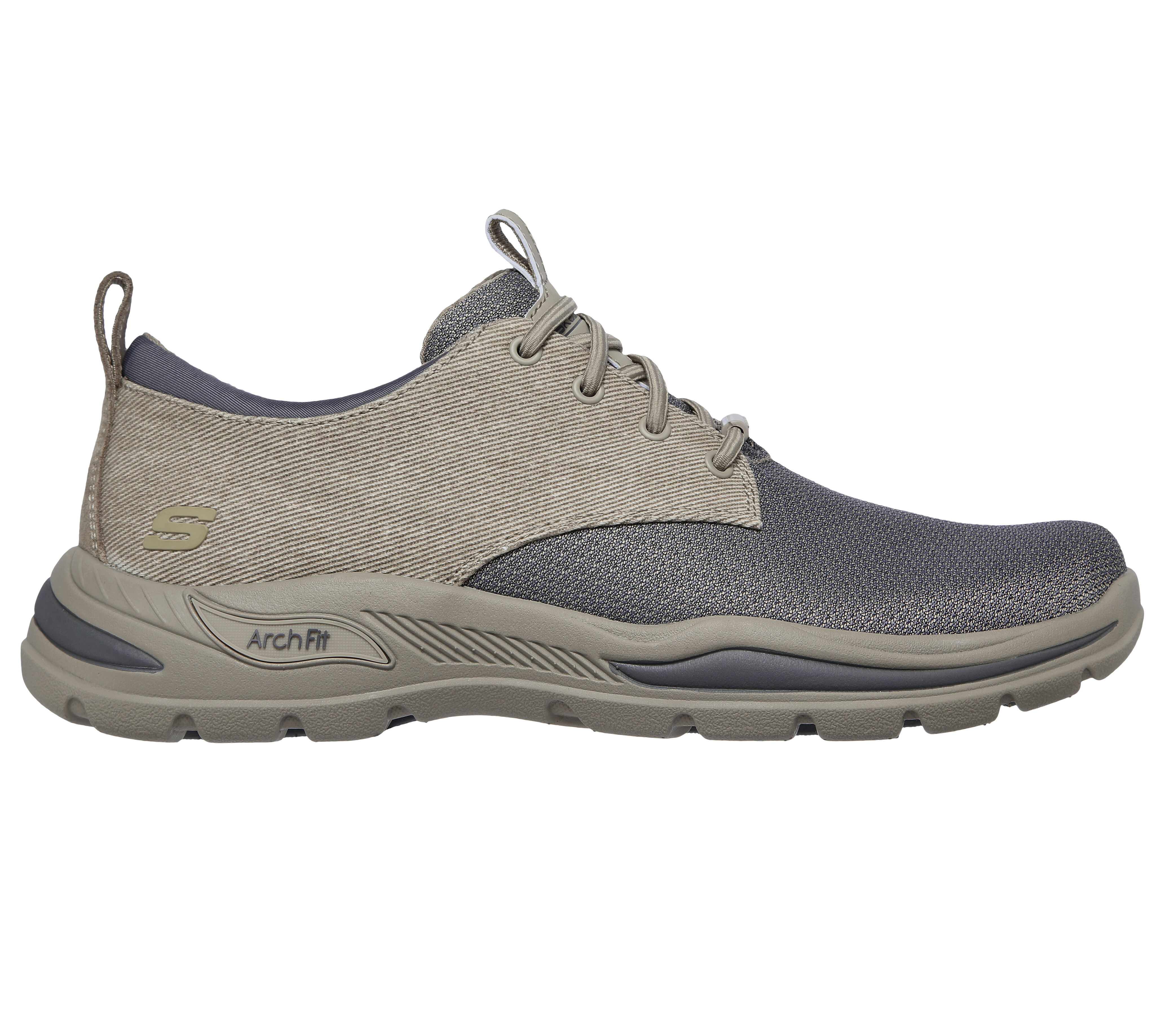 Cheshire oaks skechers online
