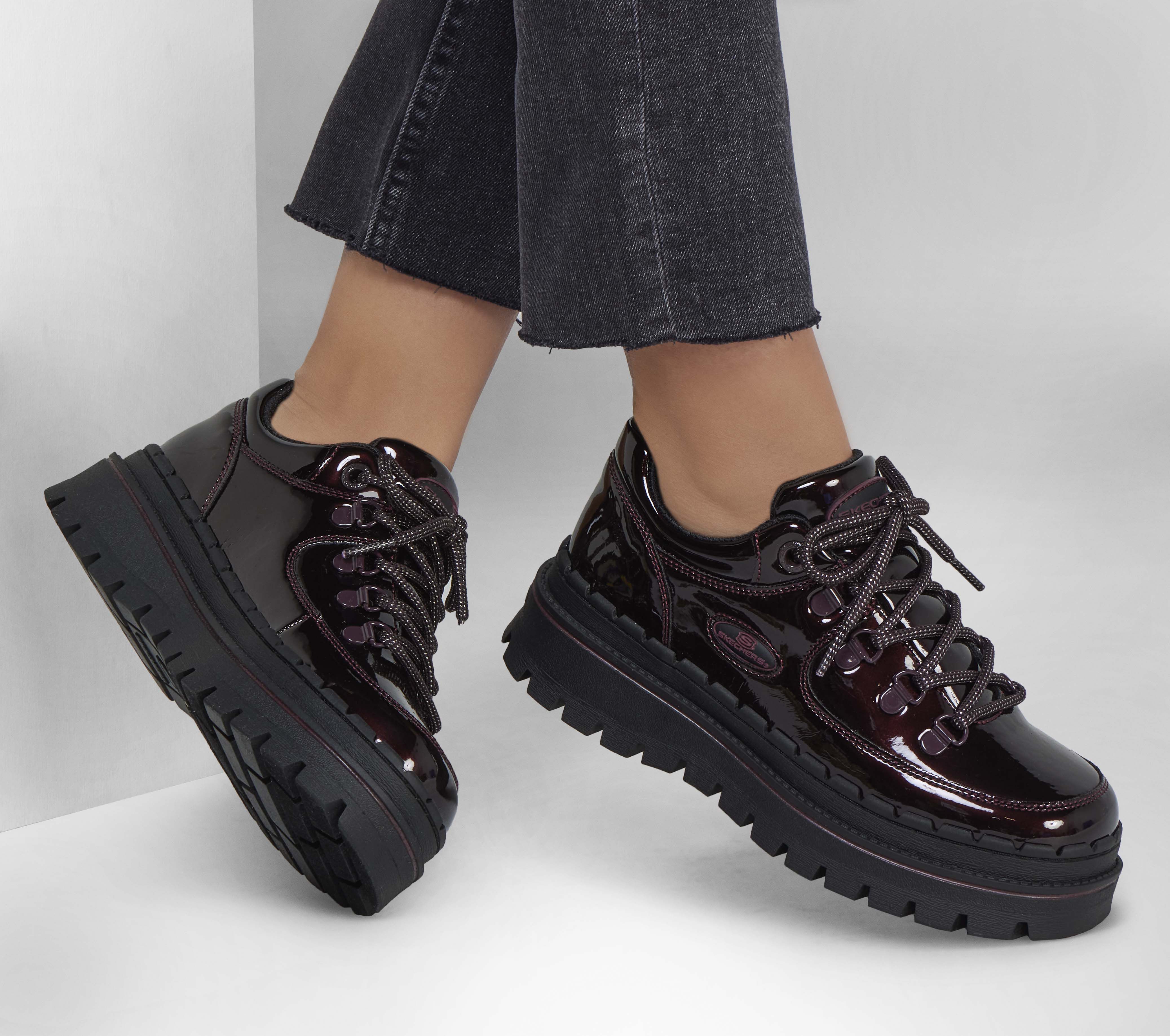 Skechers sales jammers poppin