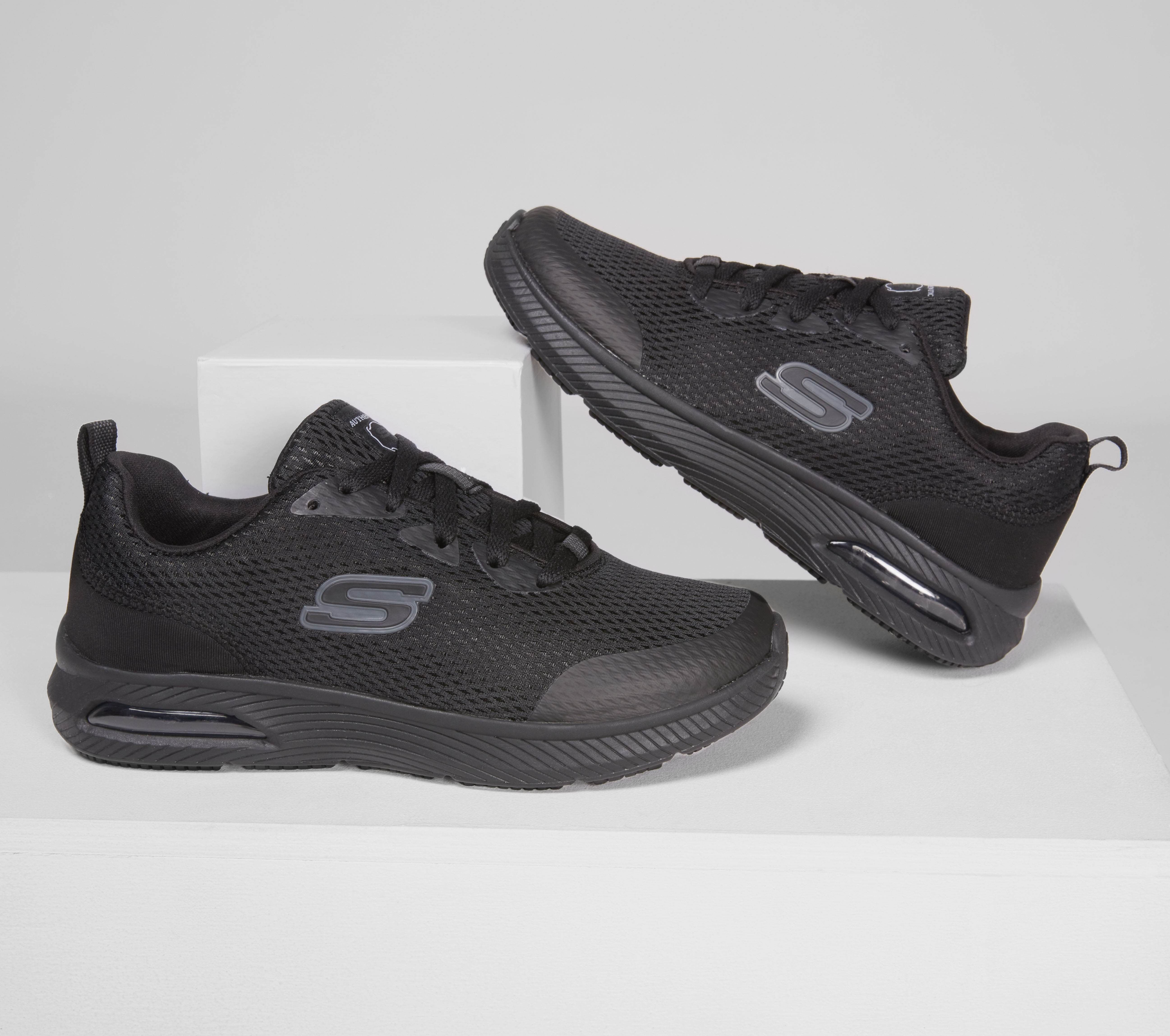 Skechers Work Relaxed Fit DynaAir SR Mall of America