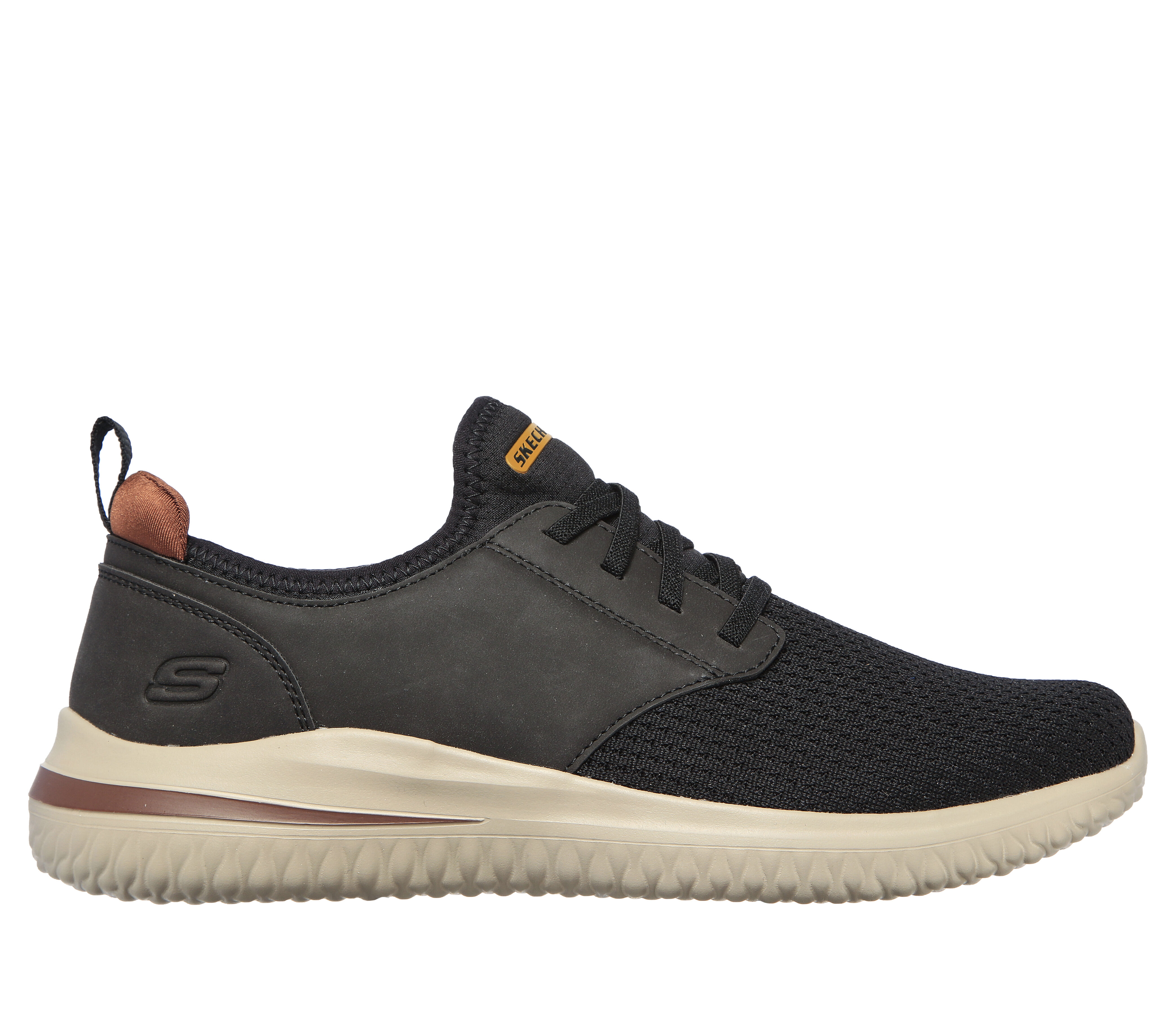 streetwear skechers