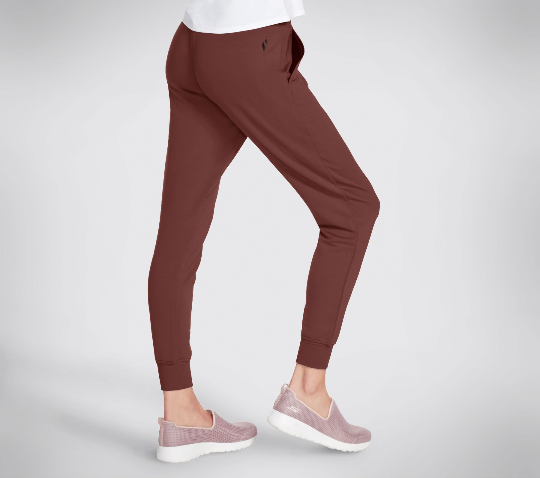 skechers restful jogger