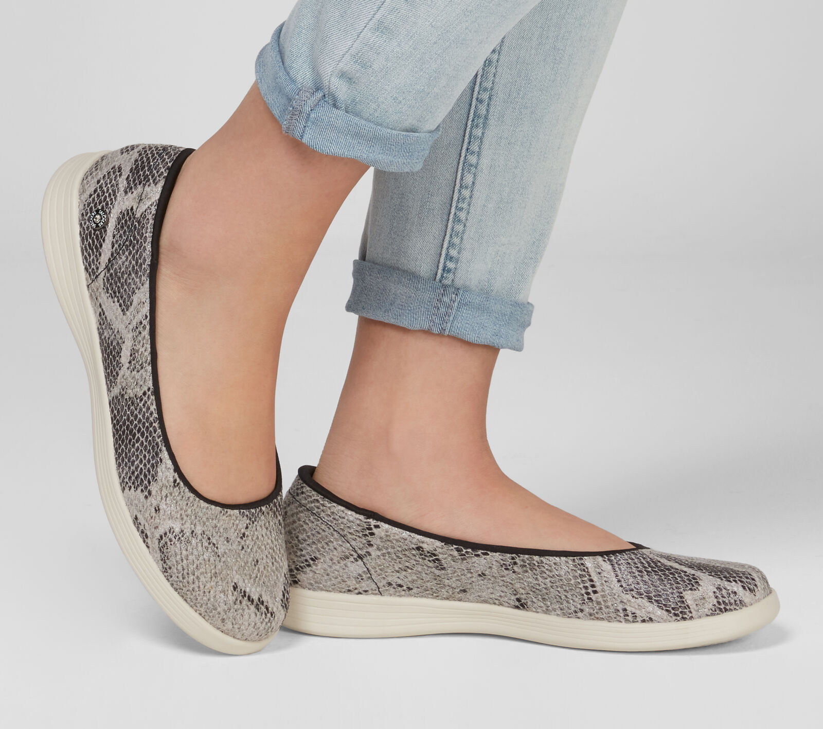 skechers on the go denim