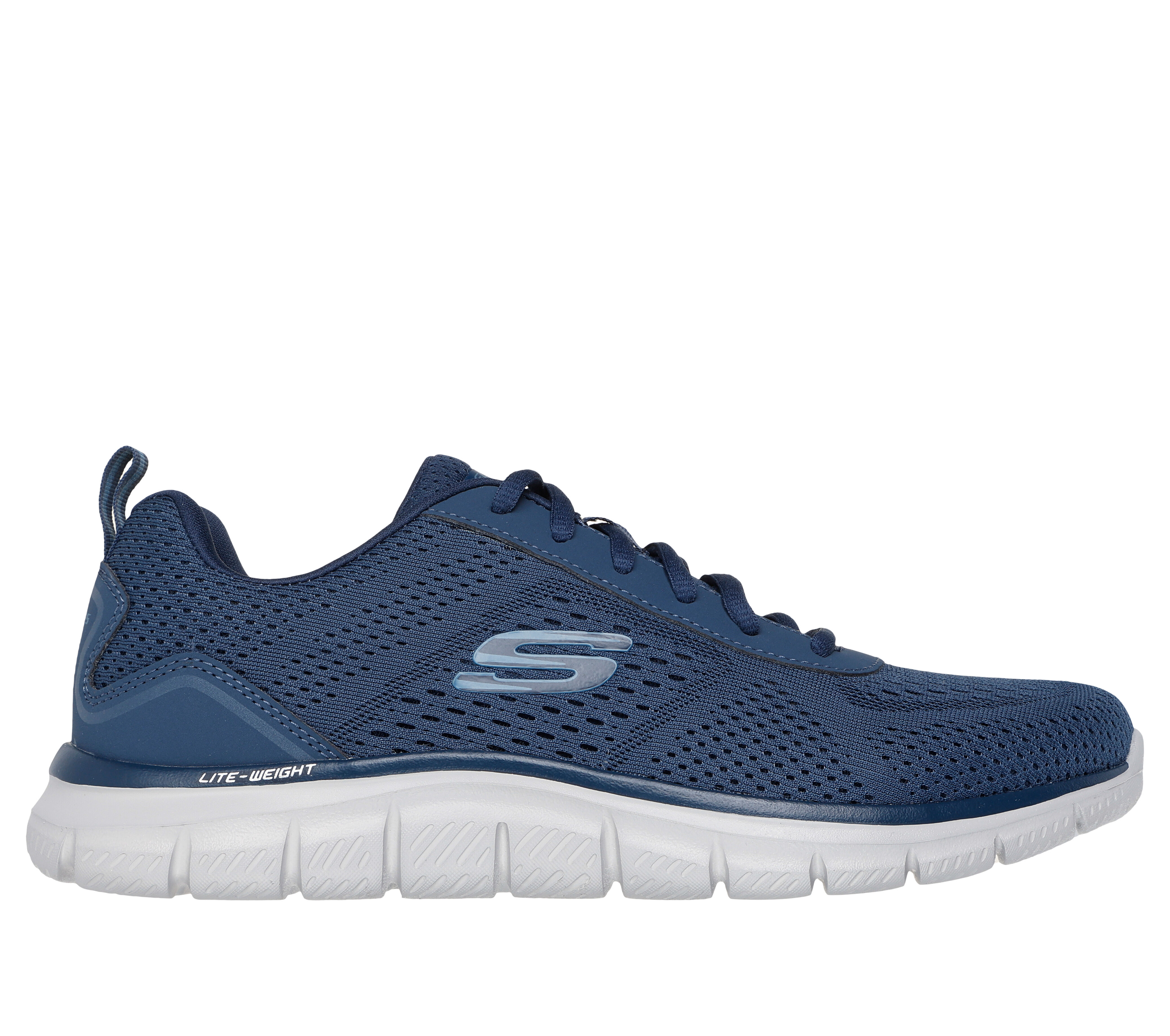 Skechers track new arrivals