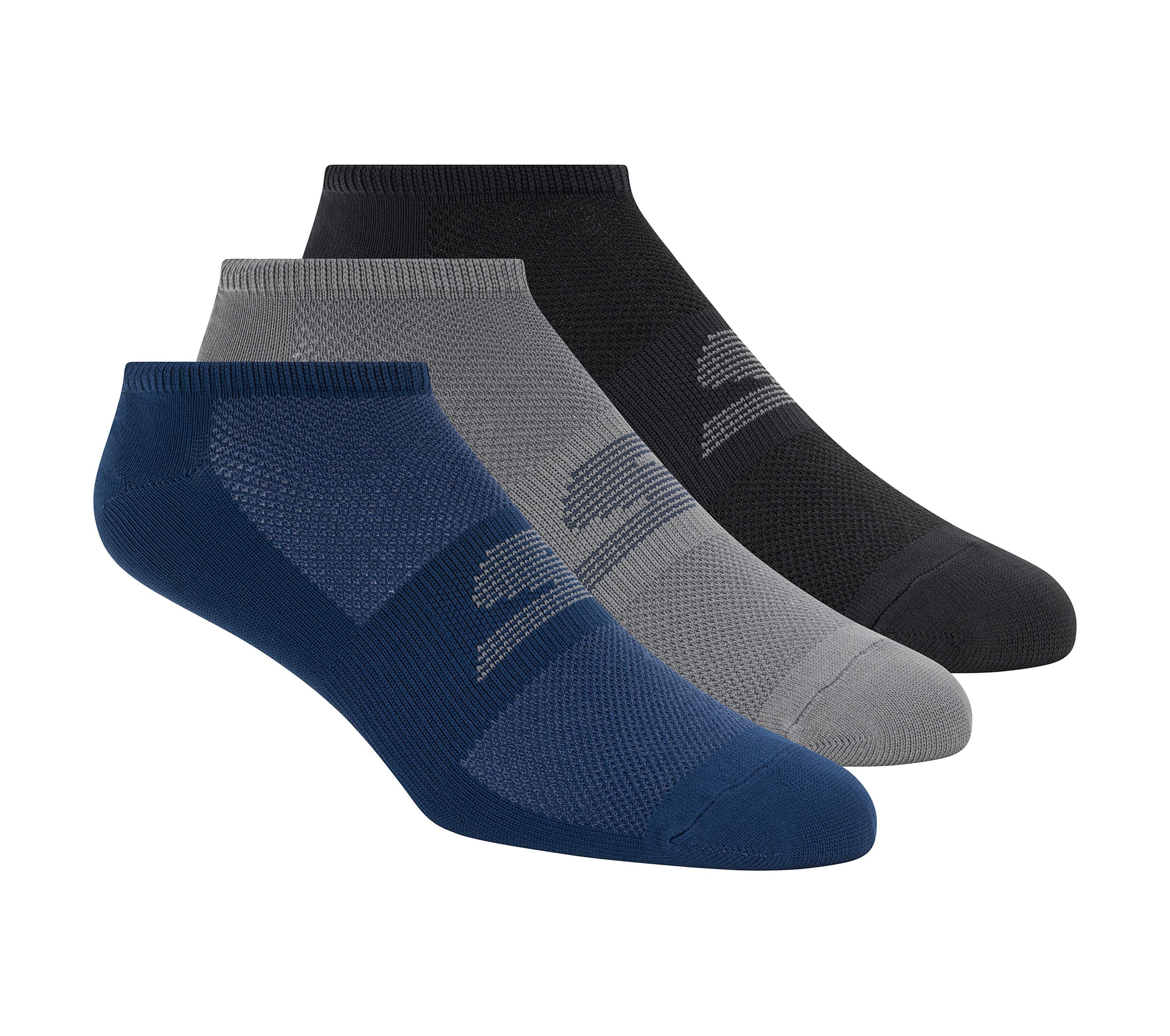 Skechers no socks shoes top