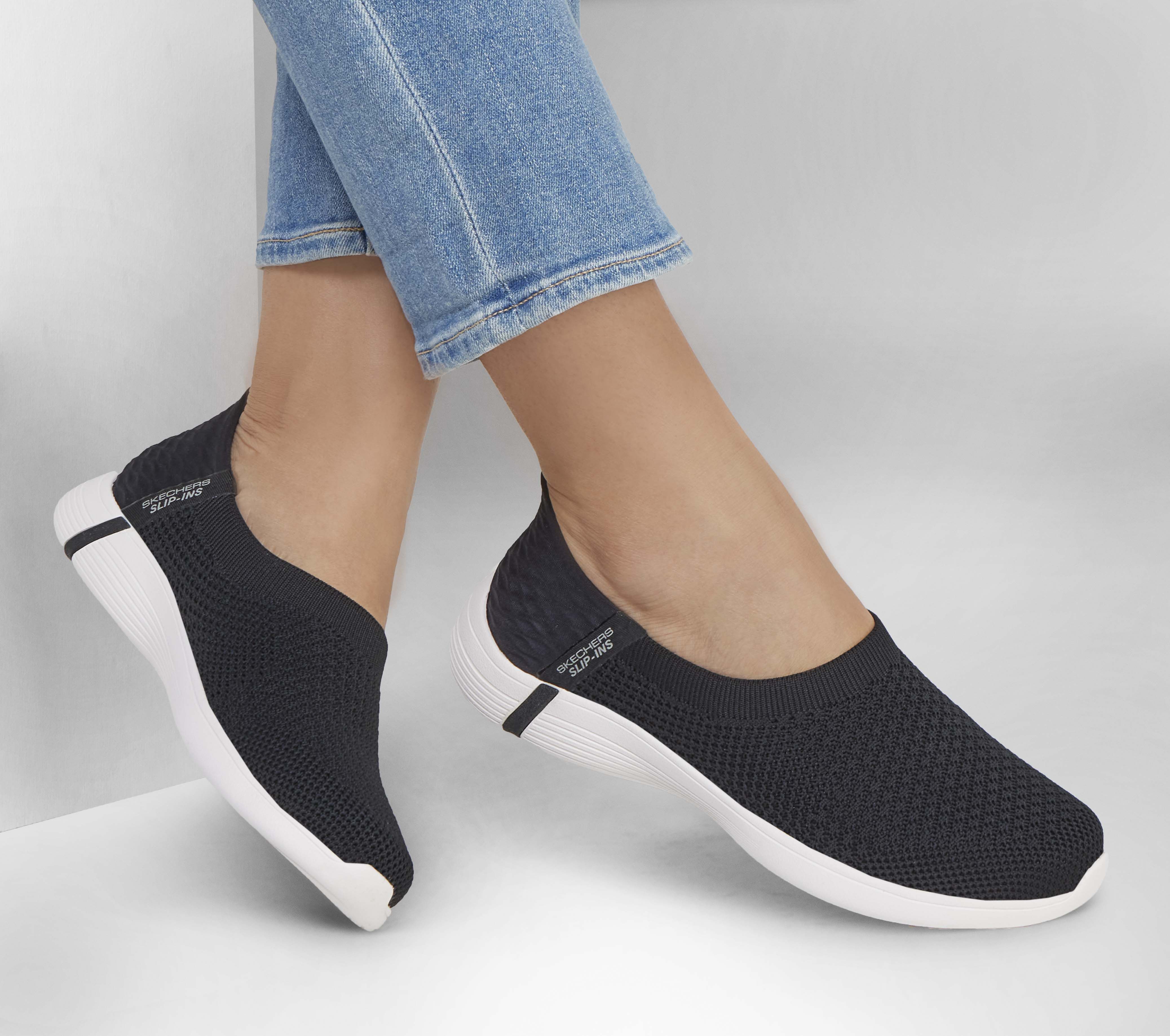 Skecher slip ons 2019 hotsell