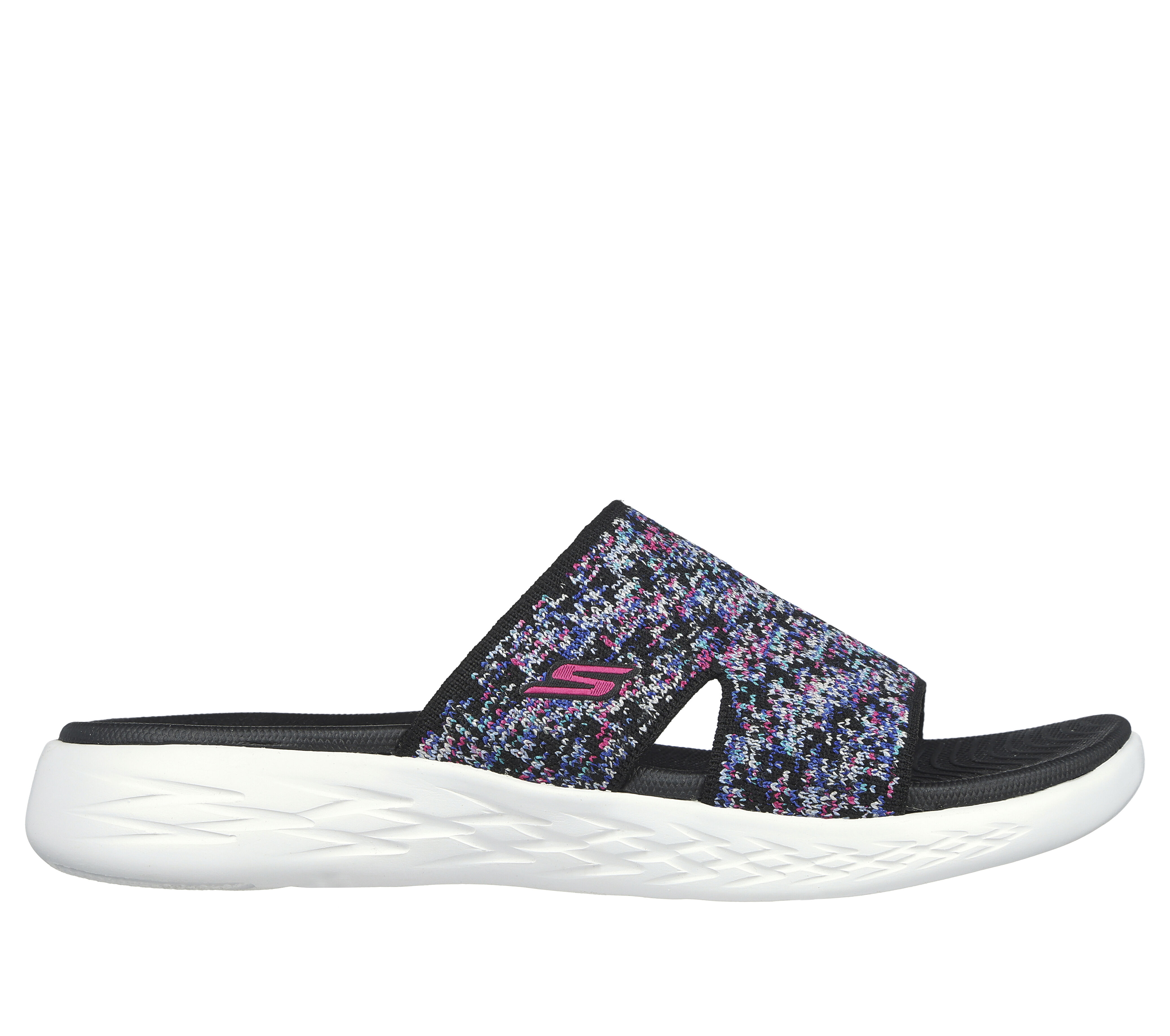 On the GO 600 Radiate SKECHERS