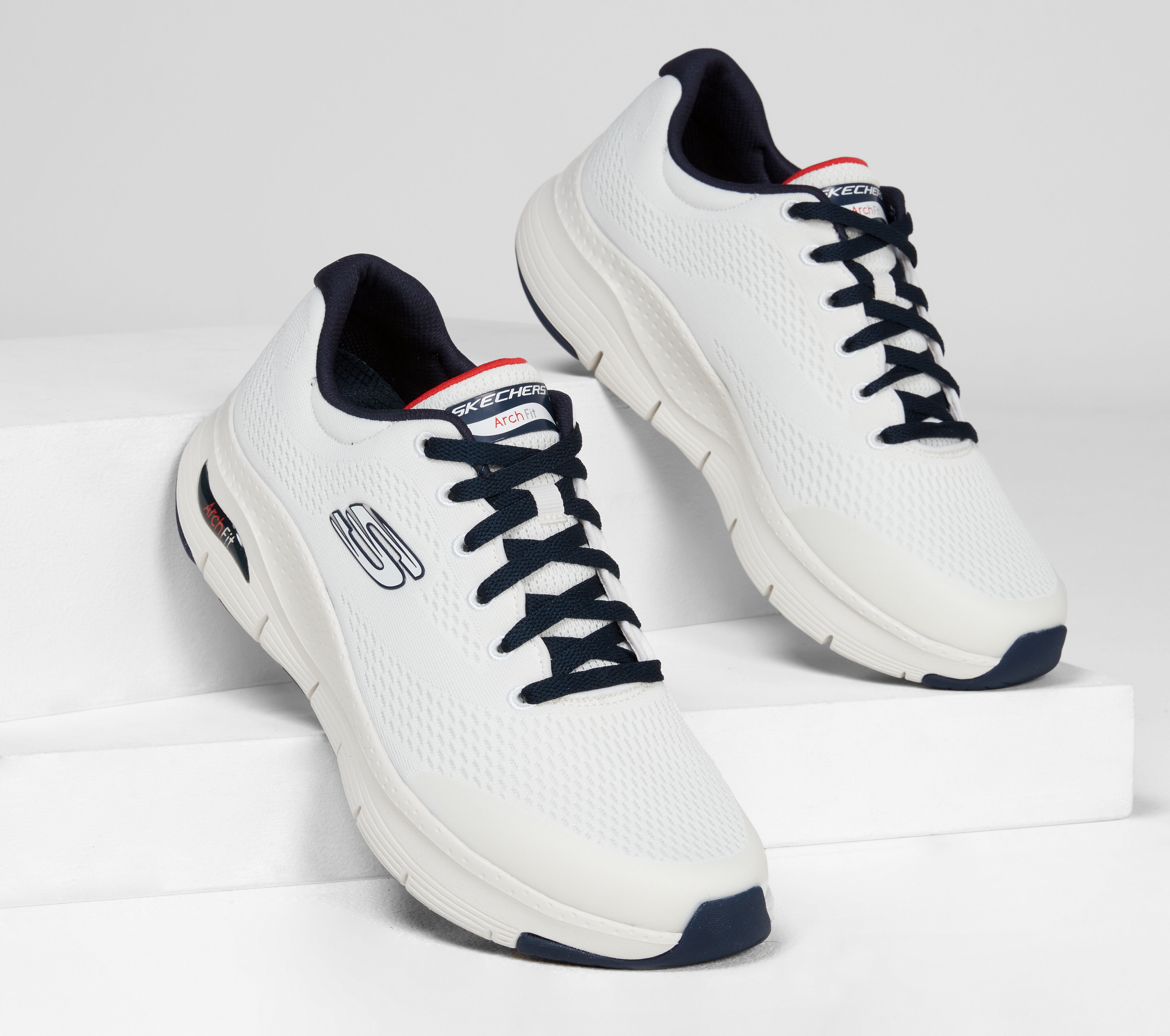 tenis skechers wide fit
