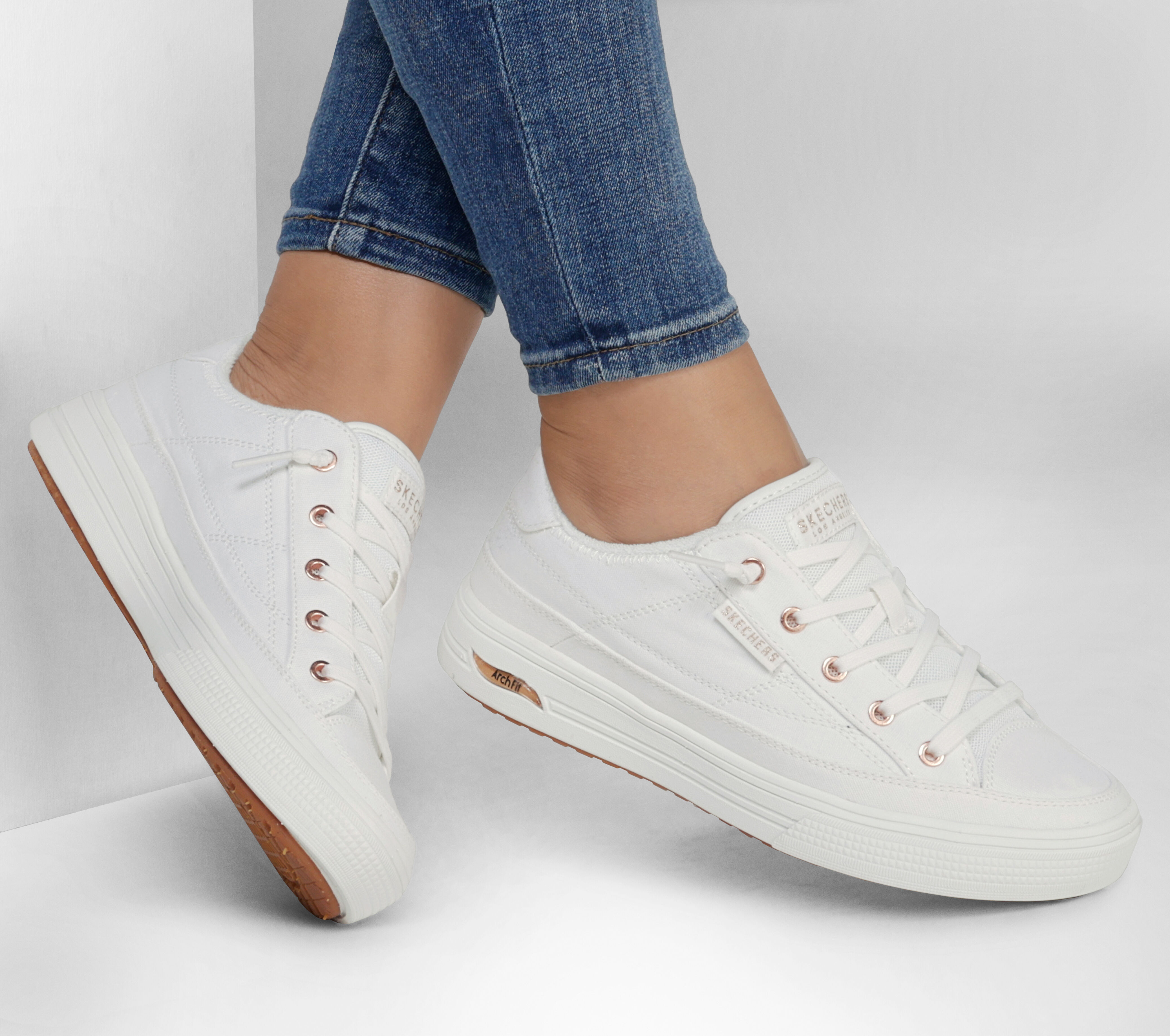 Best fashionable new arrivals sneakers for walking