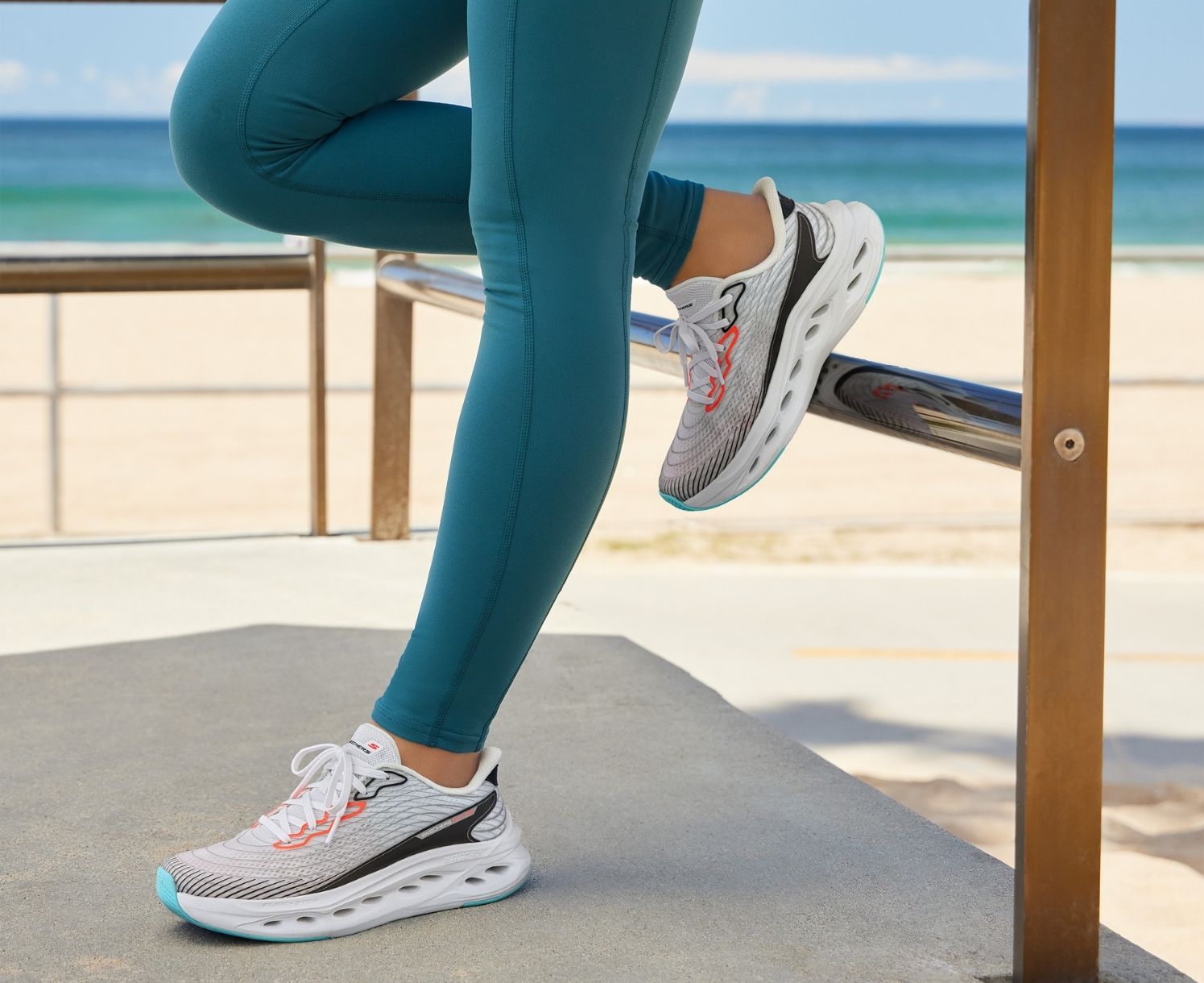 Skechers Slip-ins: Max Cushioning Glide-Step - Sapphire