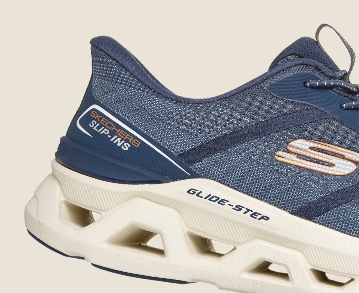 Skechers Slip-ins: Glide-Step Altus - Aphtur