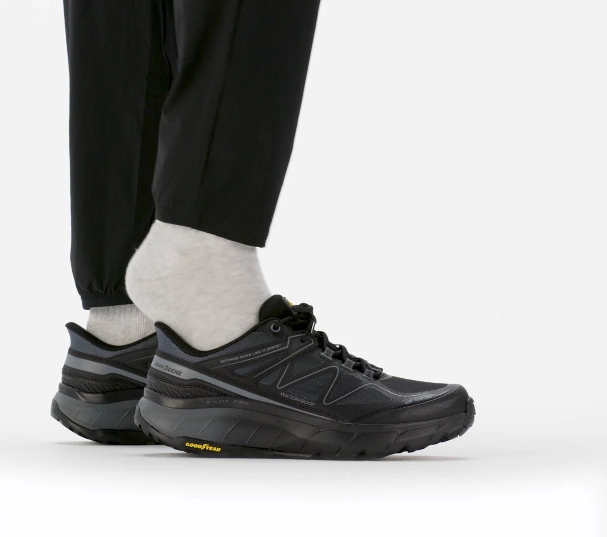 Skechers Slip-ins John Deere Waterproof Relaxed Fit: D'Lux Pro - Reel Cutting image number 1