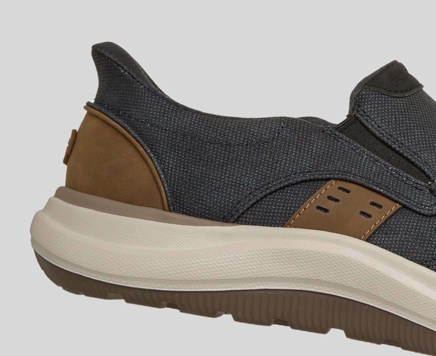 Skechers Slip-ins Relaxed Fit: Altman - Murdock