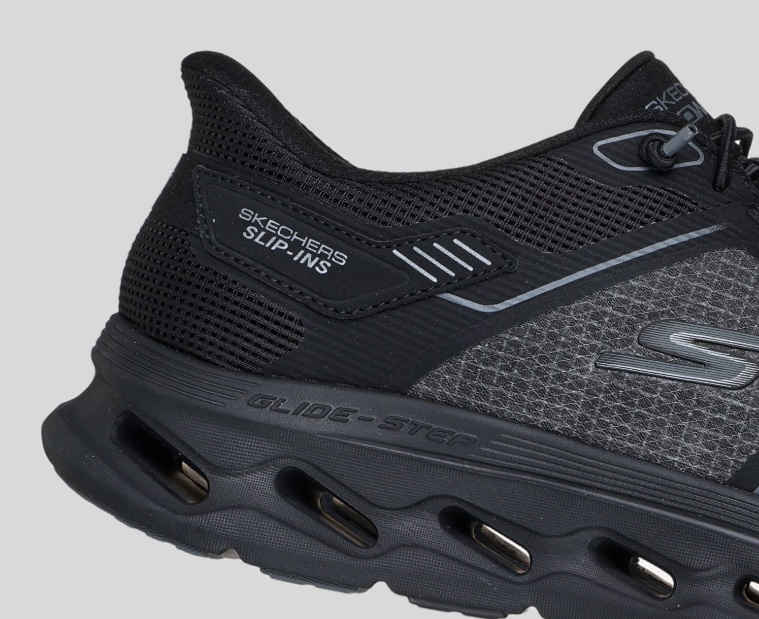 Skechers Slip-ins: GO WALK Glide-Step 2.0 - Zalor