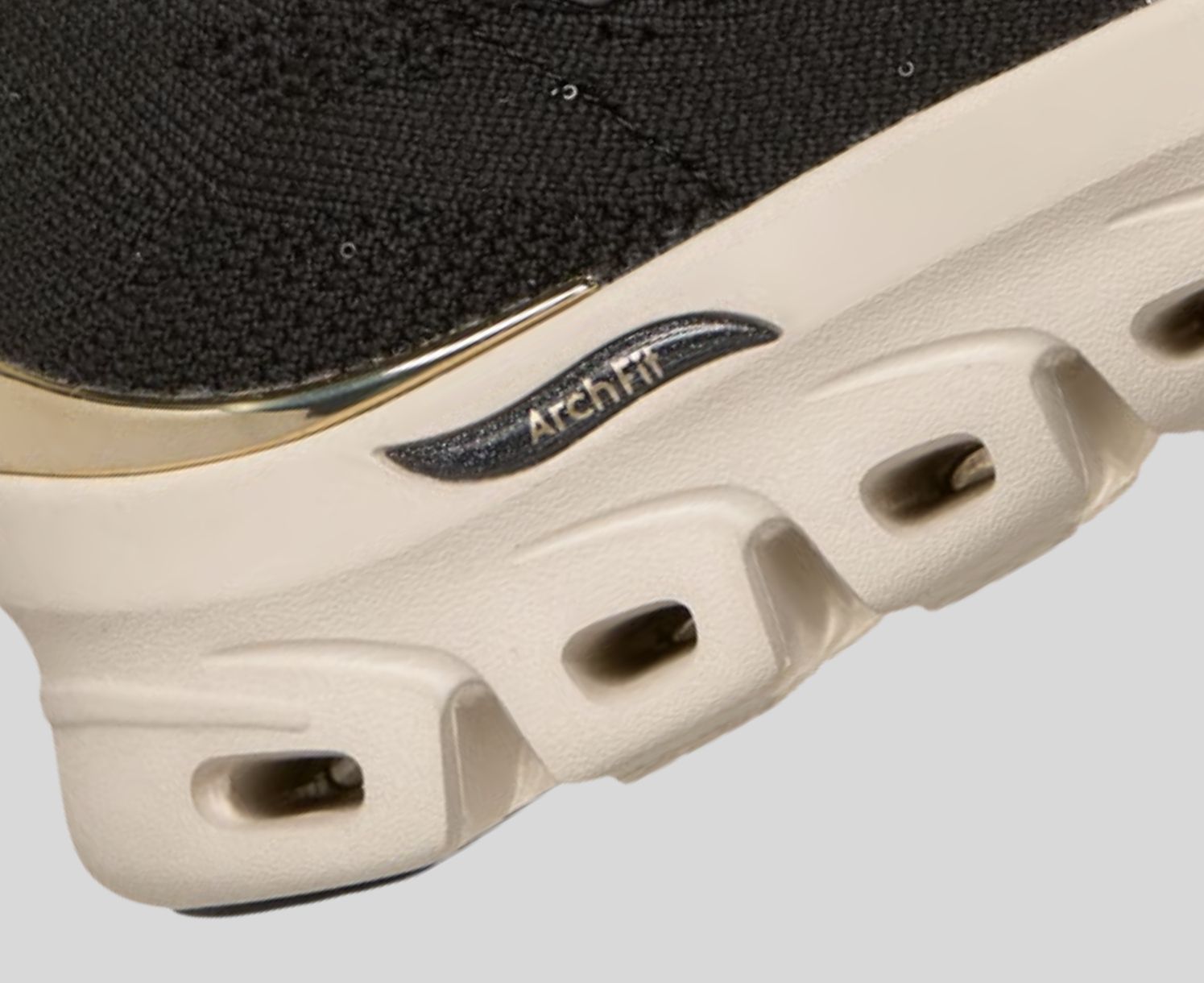 Skechers Slip-ins Martha Stewart: Arch Fit Glide-Step Elevate