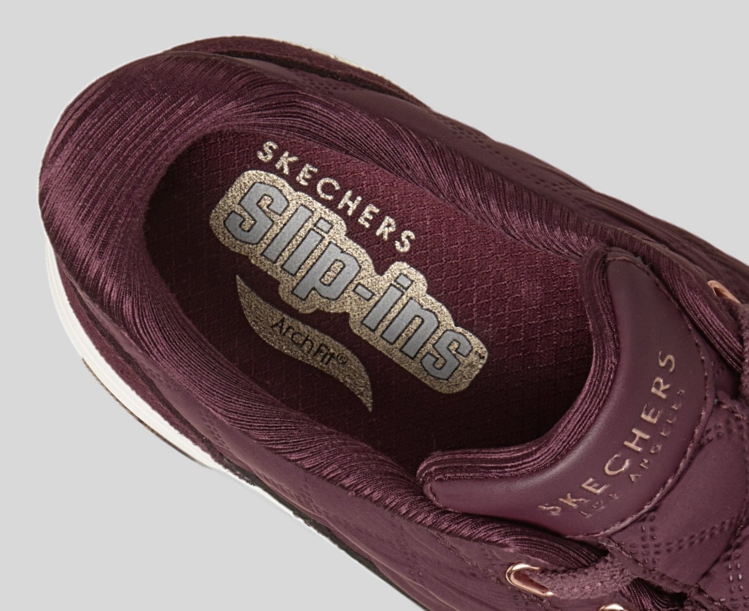 Skechers Slip-ins: Arch Fit Arcade - Cozy Fit Cuddle Steps