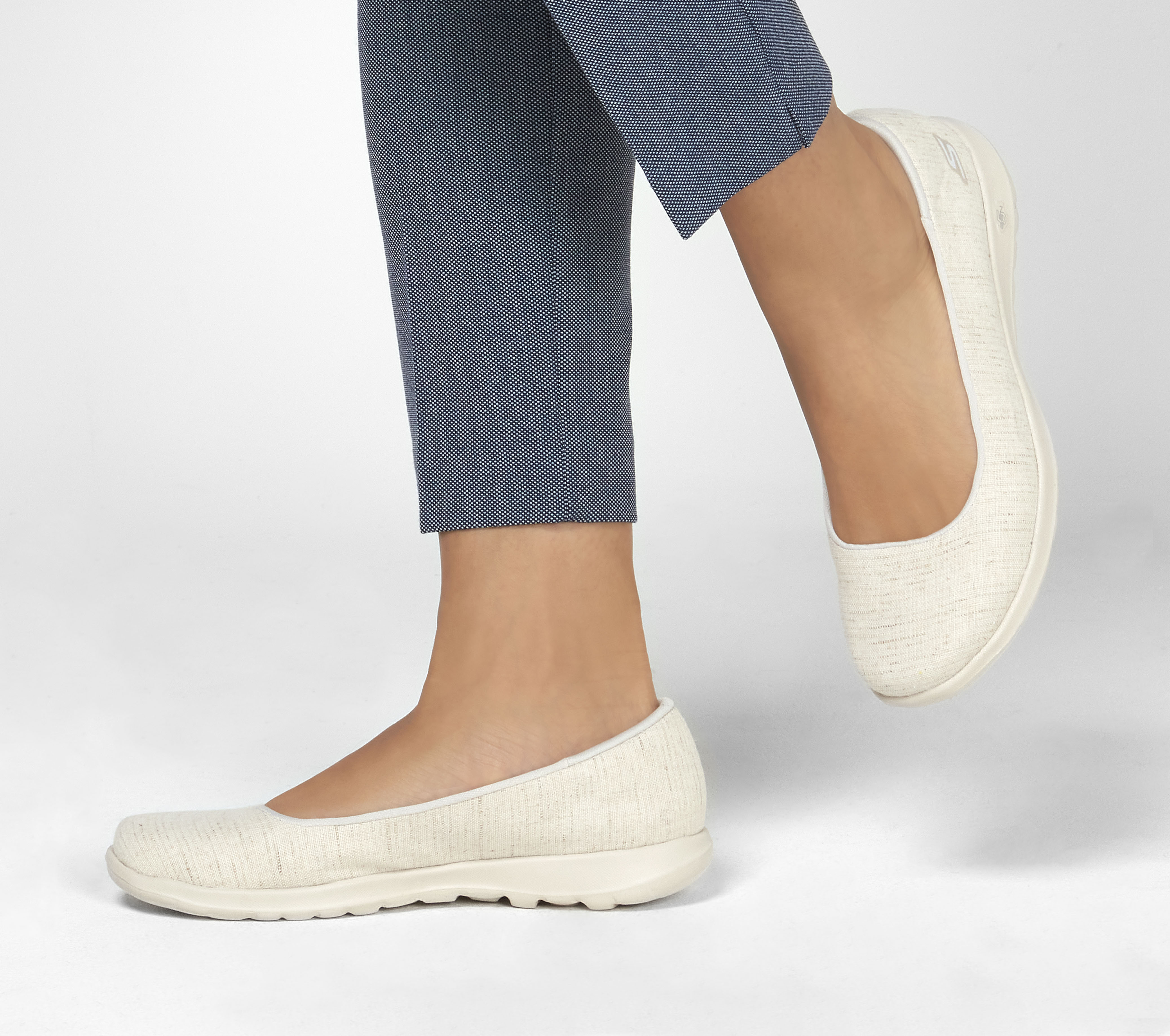 skechers go walk lite natural