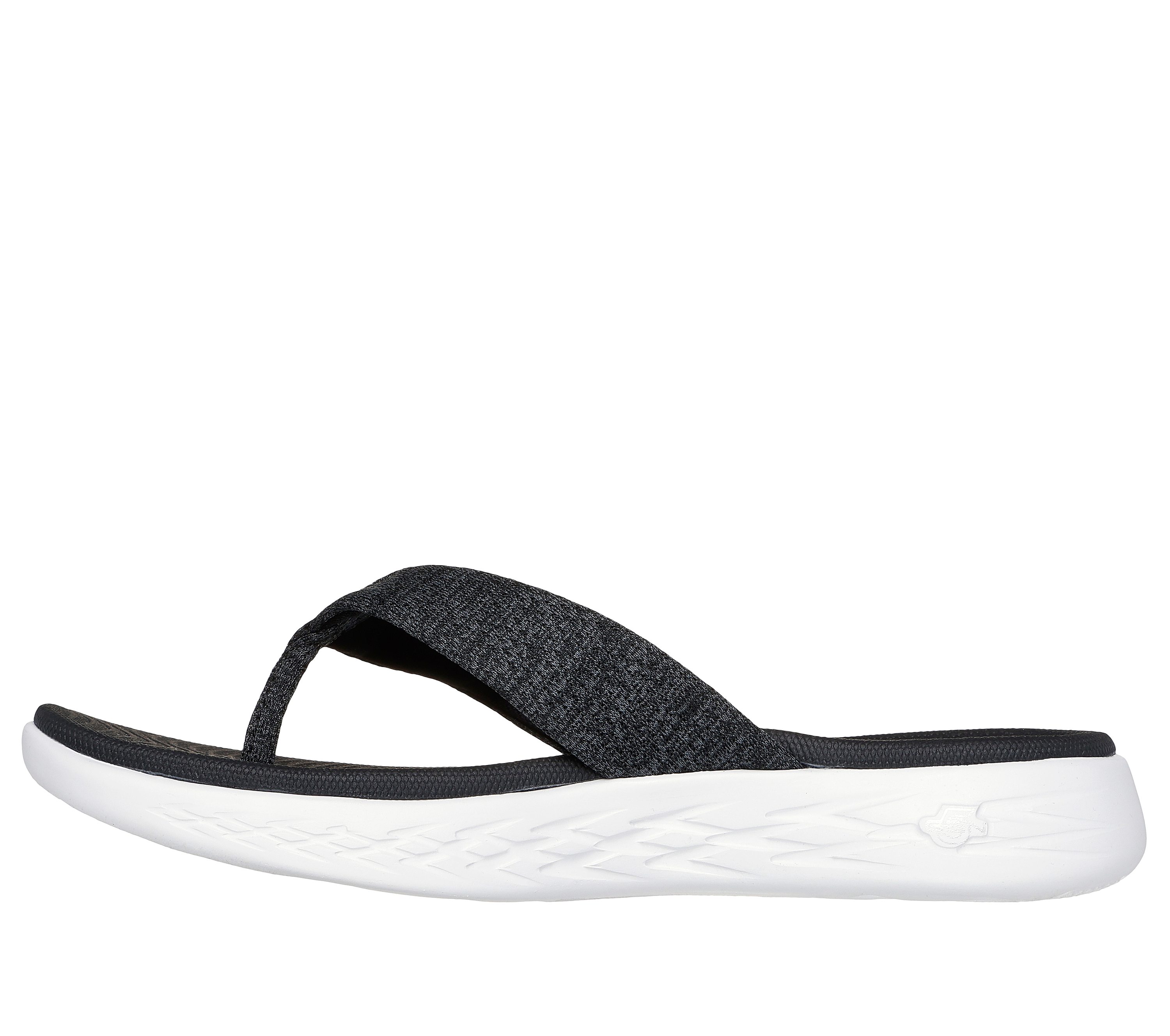 Skechers Women s On The Go 600 Preferred Thong Sandal Black White