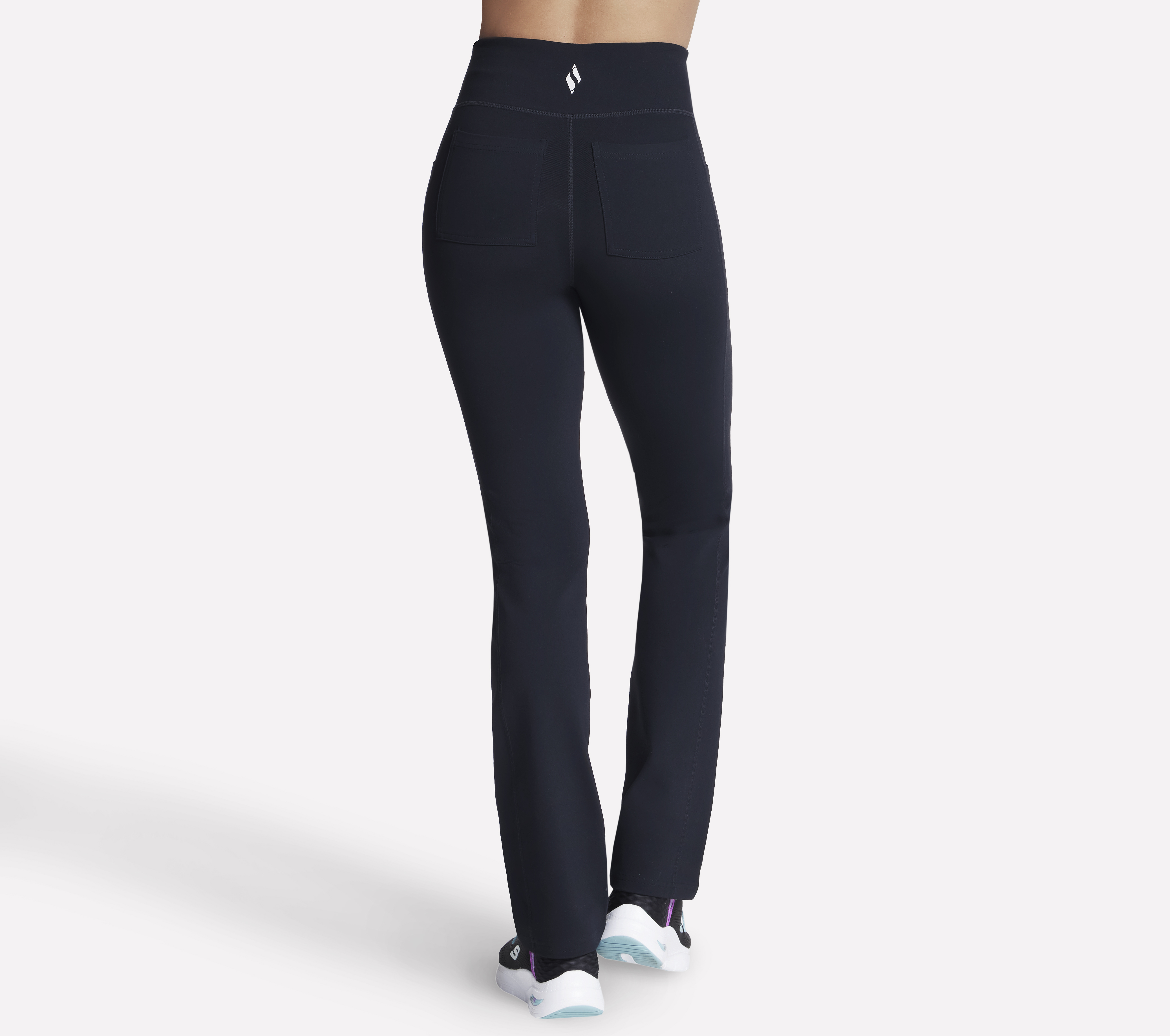 Sketchers shop yoga pants
