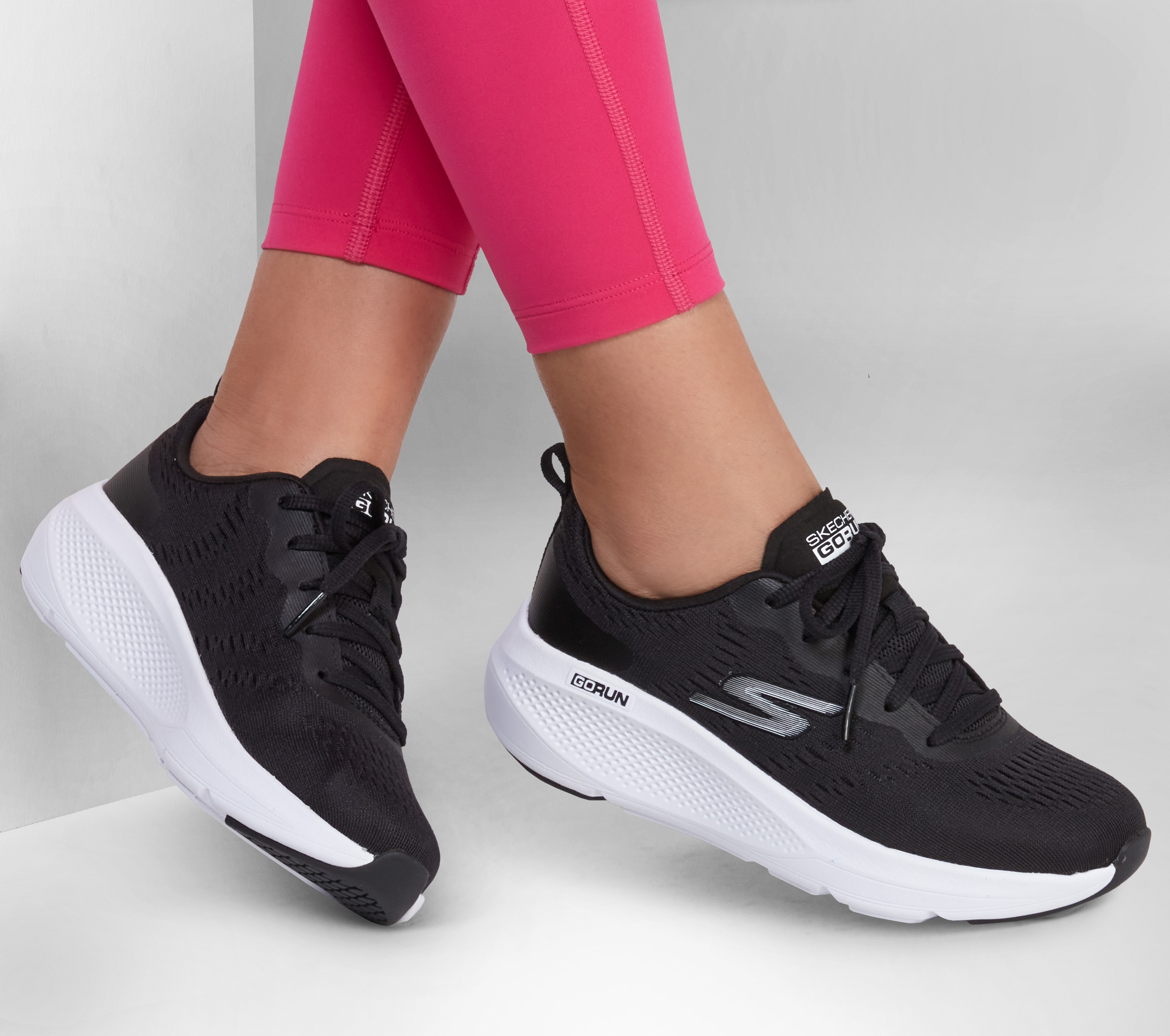 Siesta Bendecir pierna Skechers GO RUN Elevate | SKECHERS