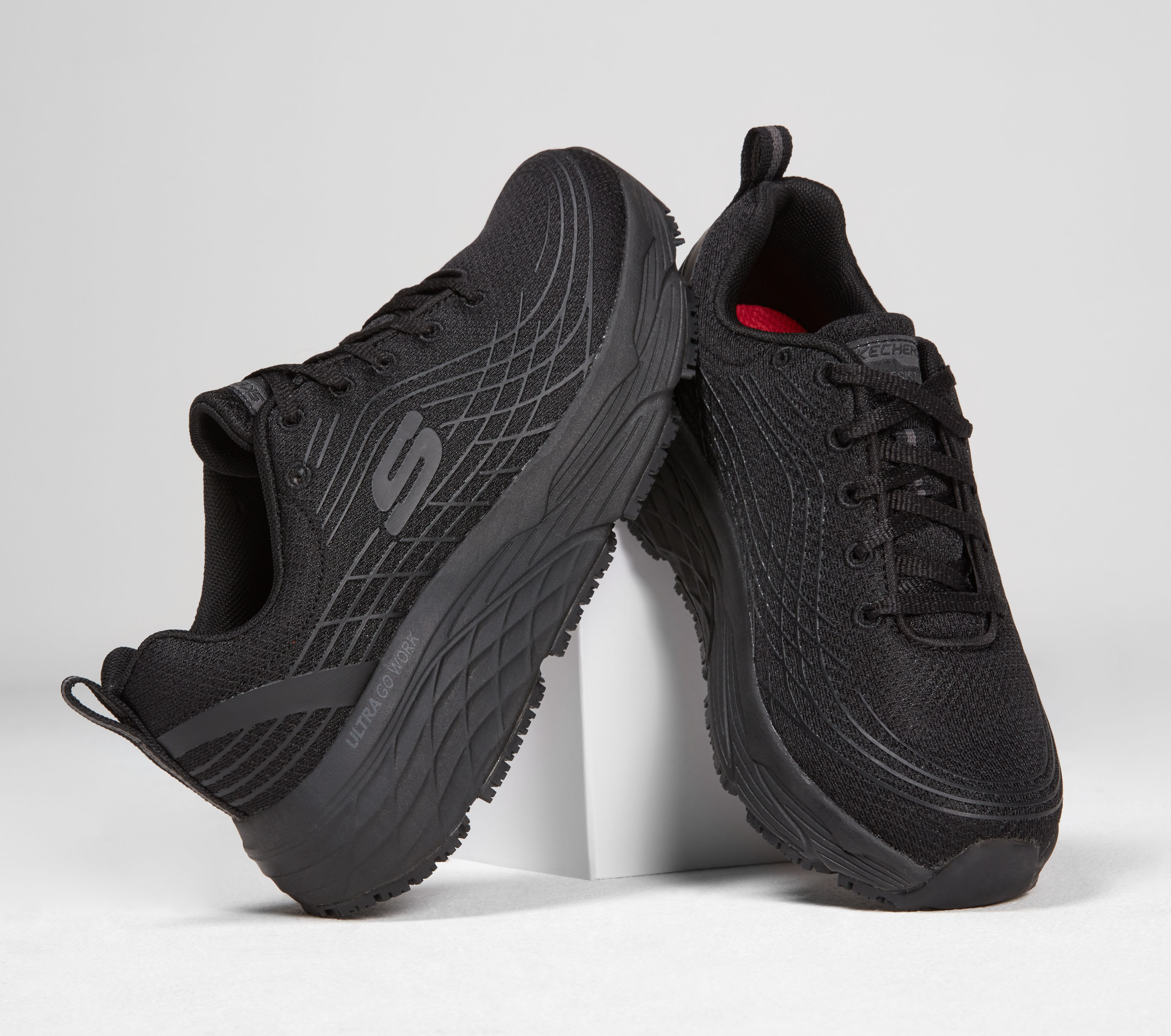 Work Relaxed Fit: Max Elite Cushioning | SR SKECHERS