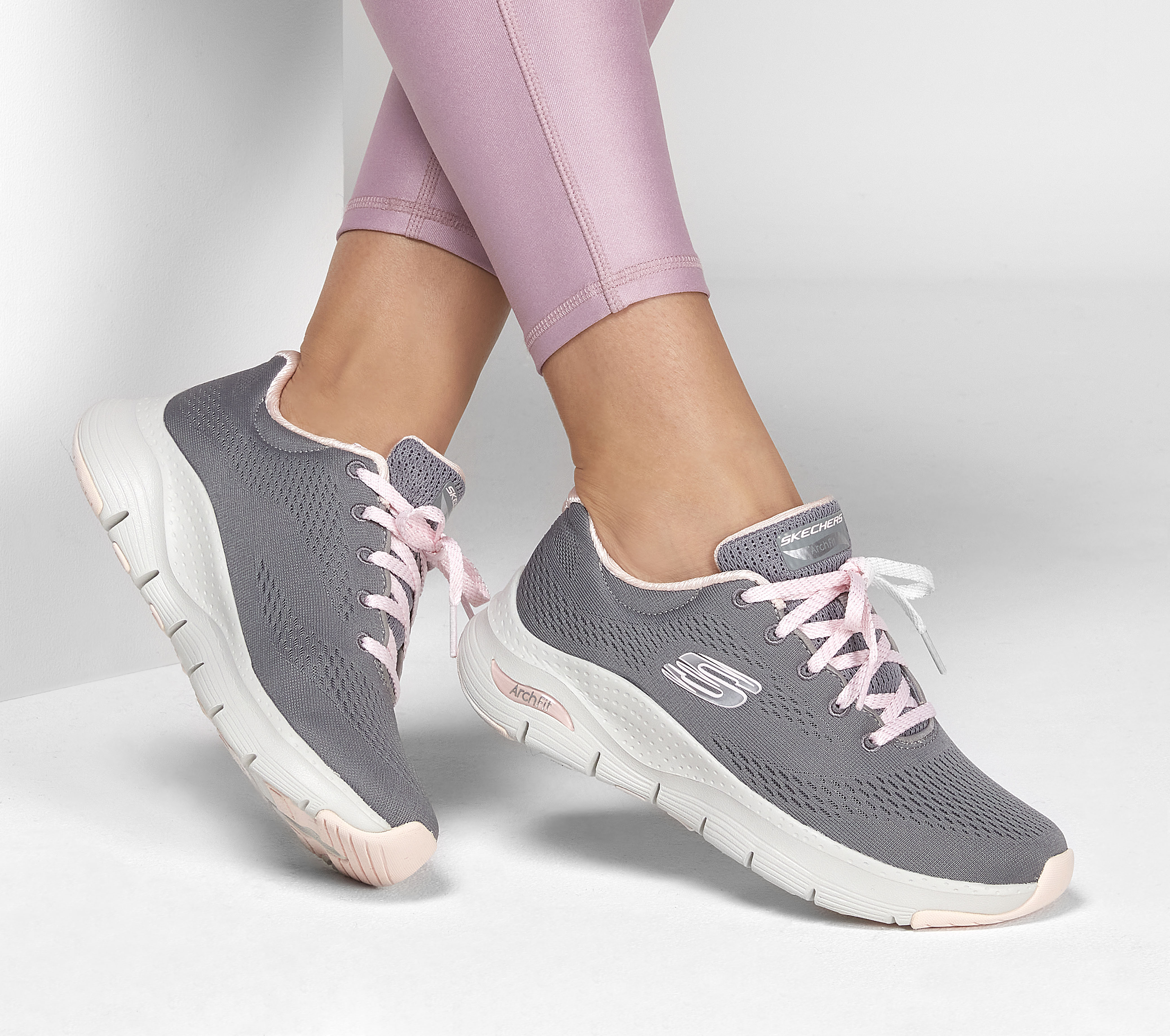 skechers heel support