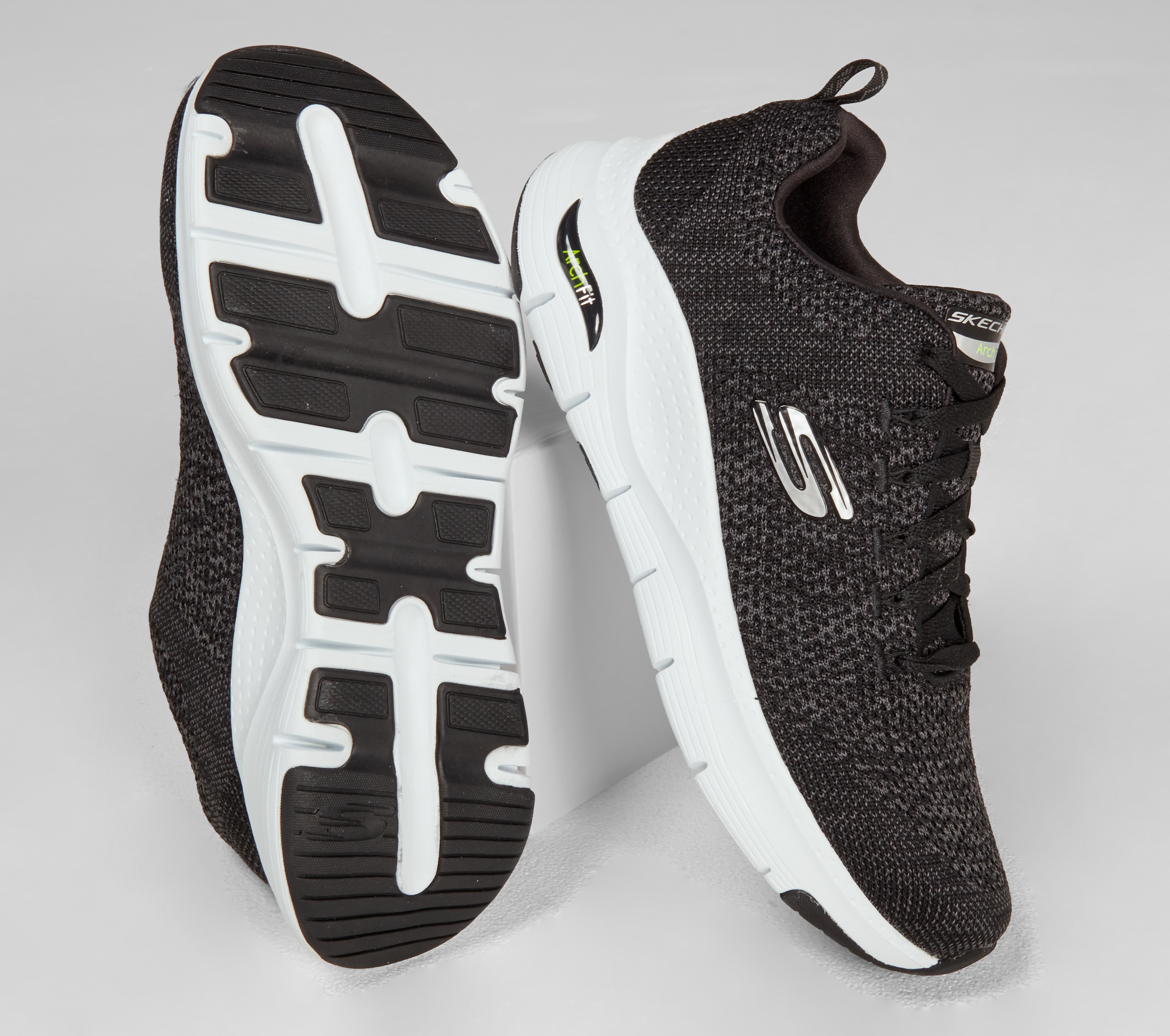 skechers with arch support mens