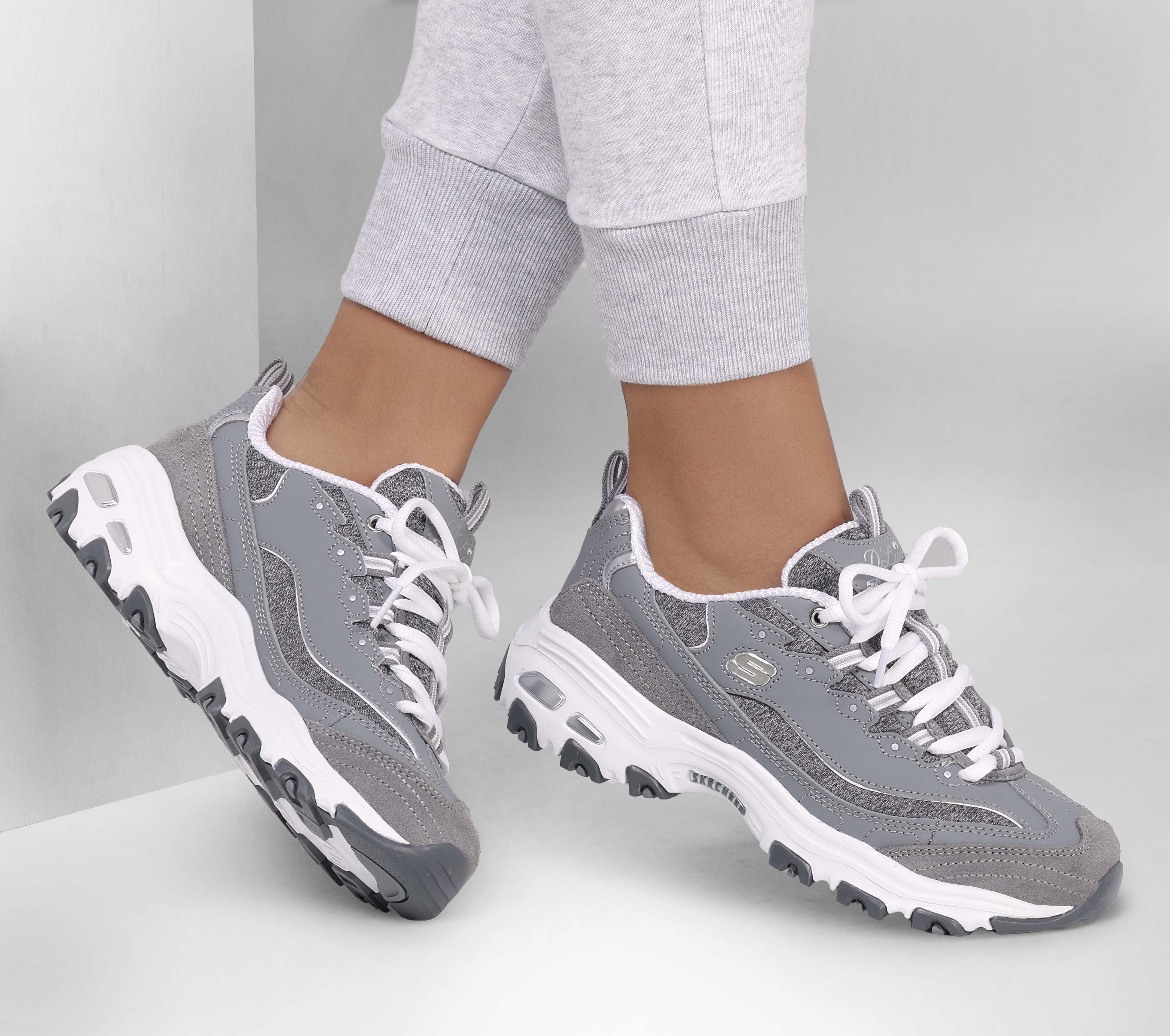 skechers delight tennis shoes