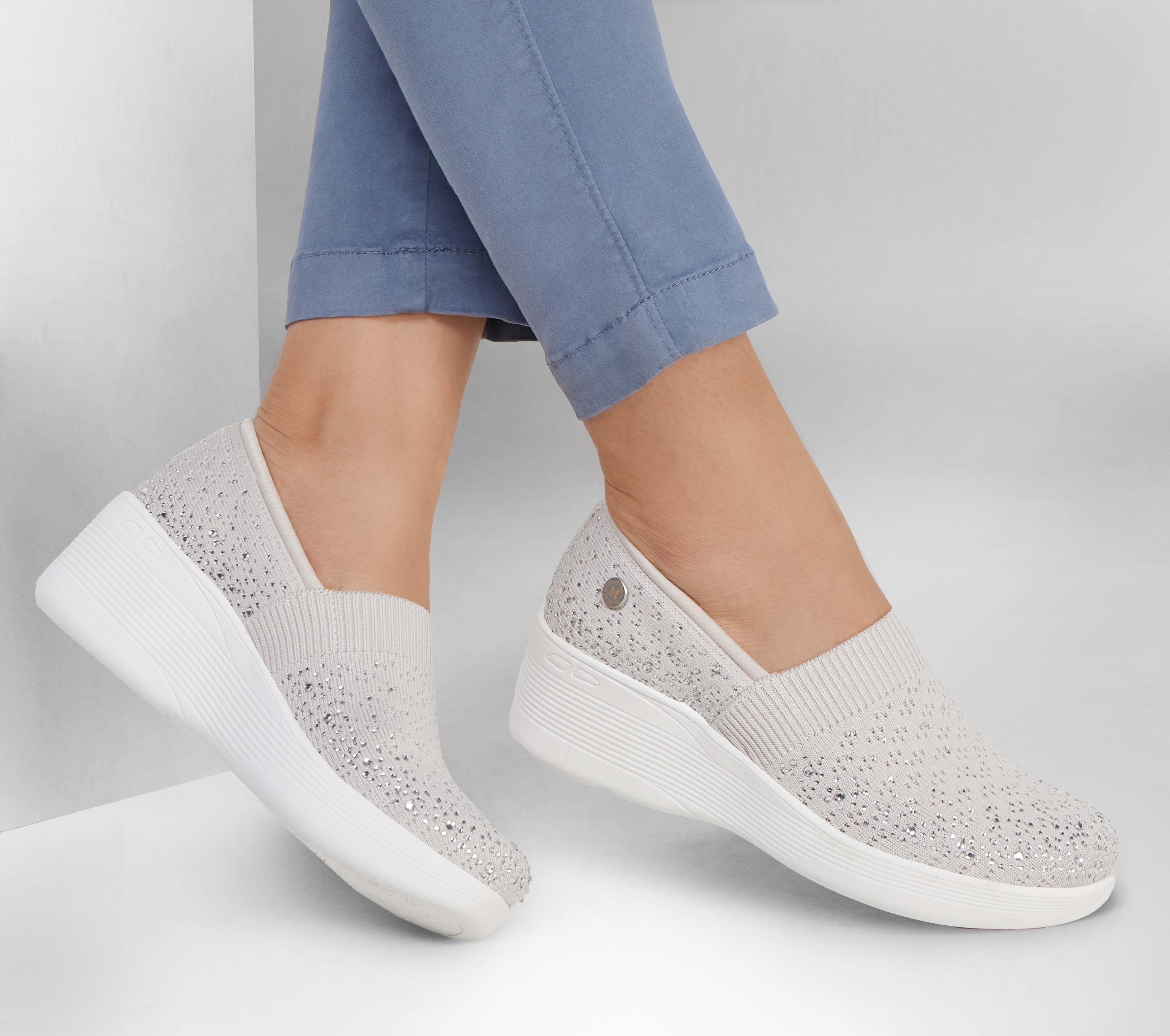 Skechers wave lite hotsell