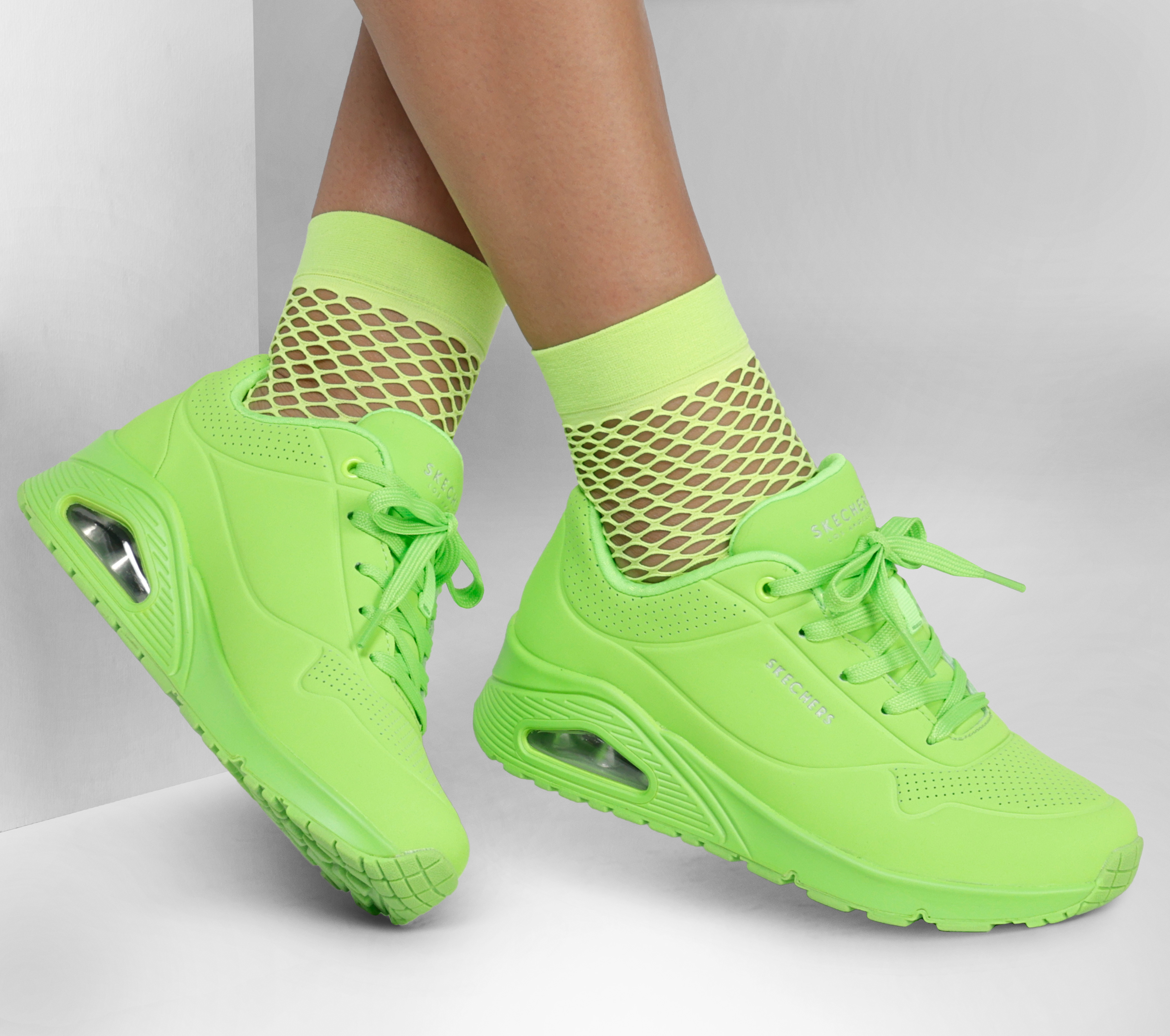 Neon green skechers 2025