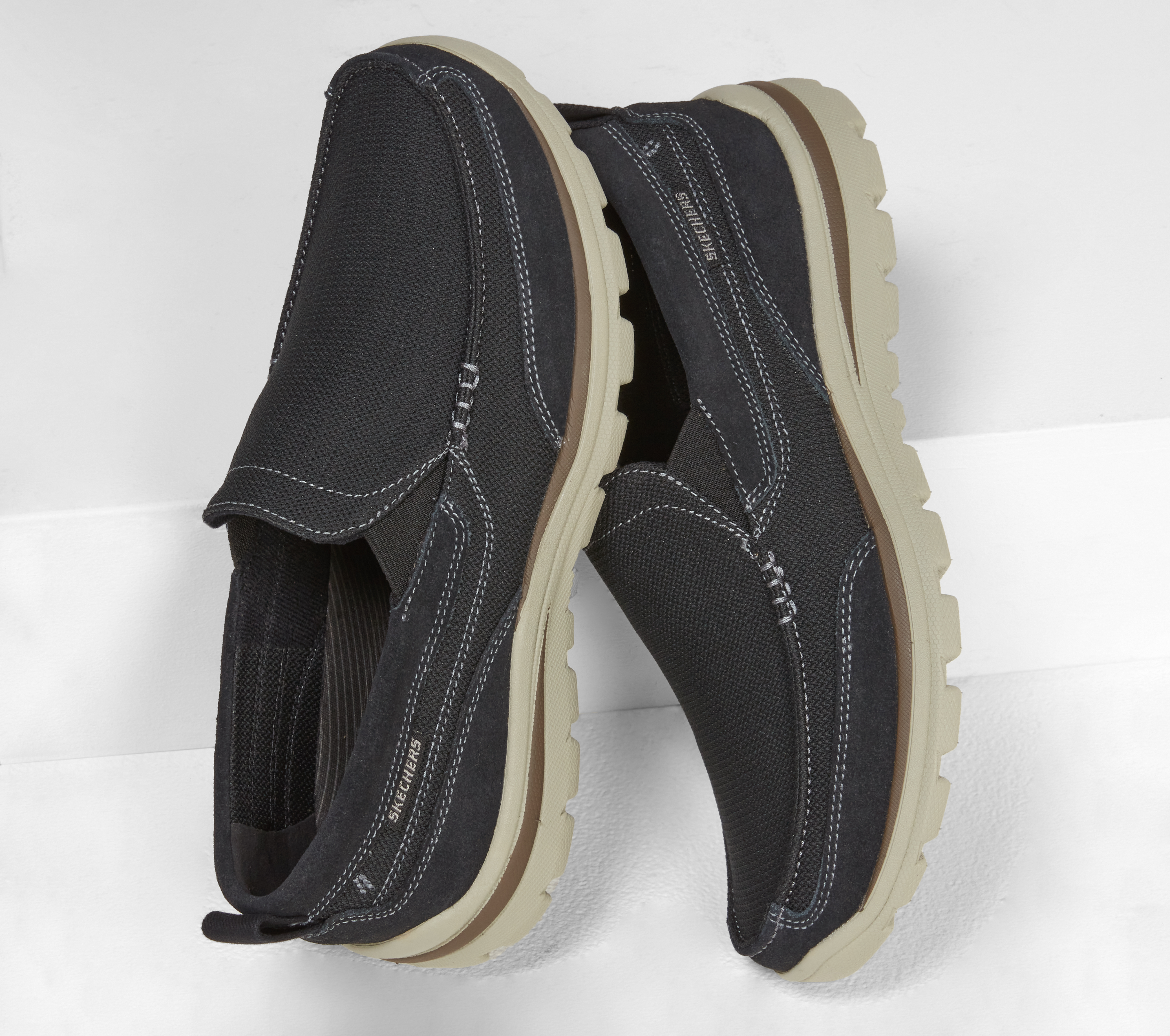 skechers milford navy